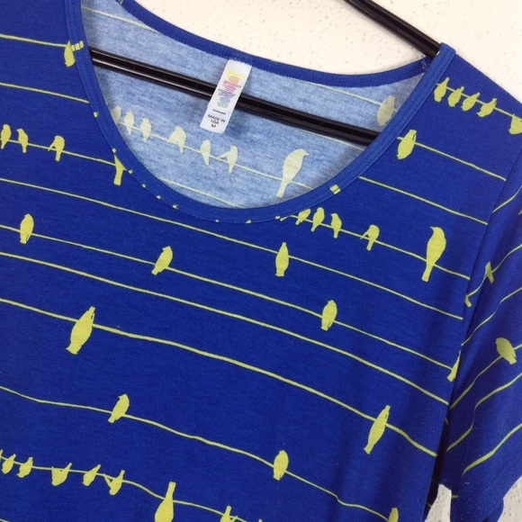 LuLaRoe Birds On A Wire Short Sleeve Top - Picture 3 of 4